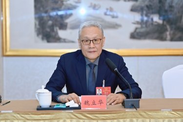 两会议食厅｜魏立华：推动学生奶普惠供给 优先